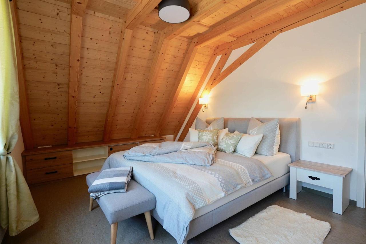 Familien- Und Apartmenthotel Lerchenberghof Walddorf  Zewnętrze zdjęcie