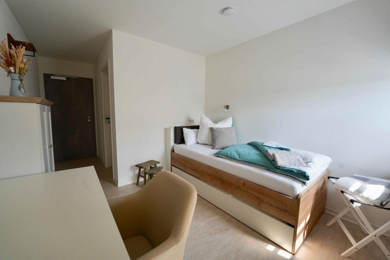 Familien- Und Apartmenthotel Lerchenberghof Walddorf  Zewnętrze zdjęcie