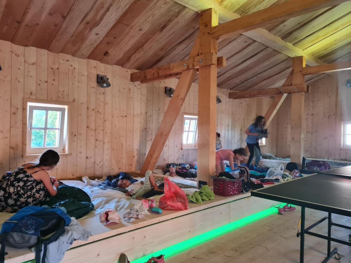 Familien- Und Apartmenthotel Lerchenberghof Walddorf  Zewnętrze zdjęcie