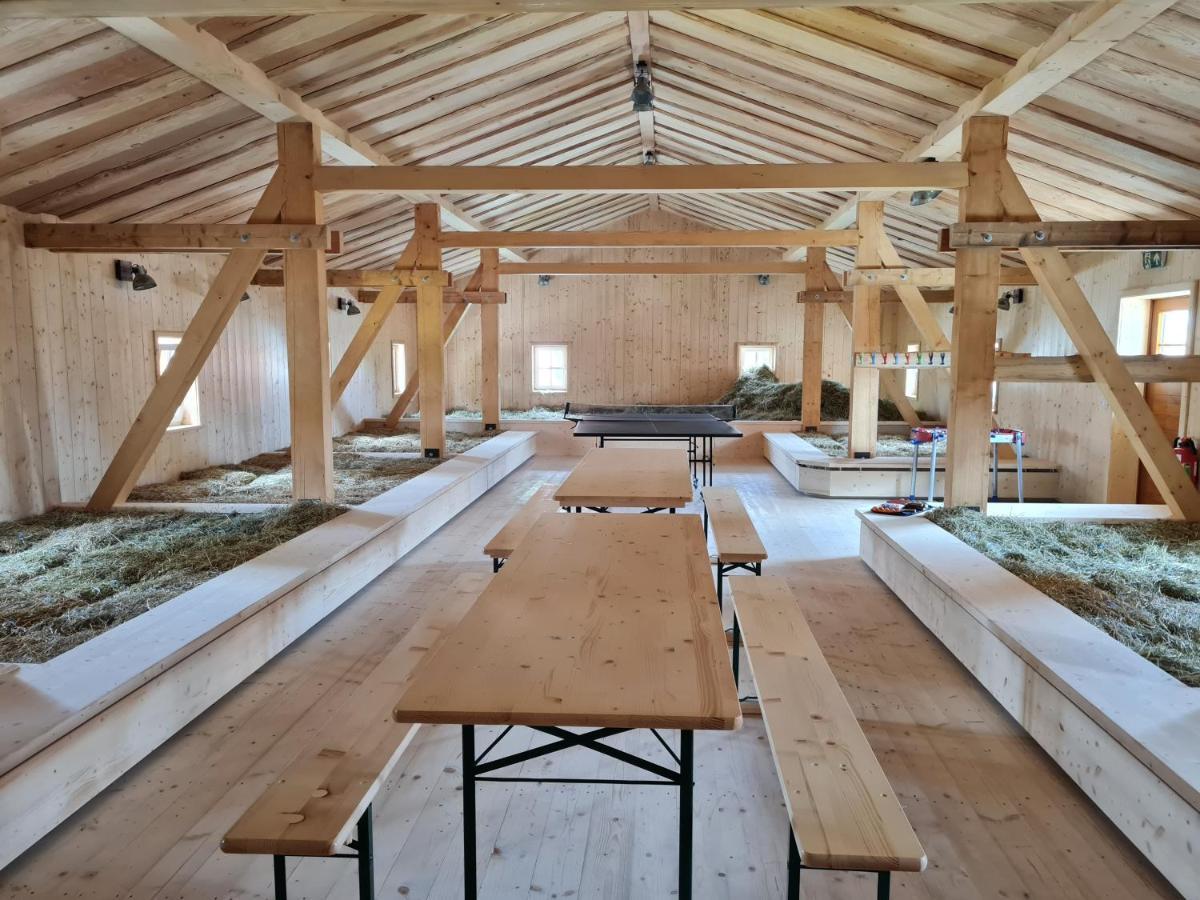 Familien- Und Apartmenthotel Lerchenberghof Walddorf  Zewnętrze zdjęcie