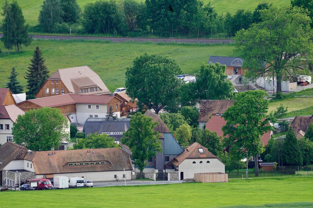 Familien- Und Apartmenthotel Lerchenberghof Walddorf  Zewnętrze zdjęcie
